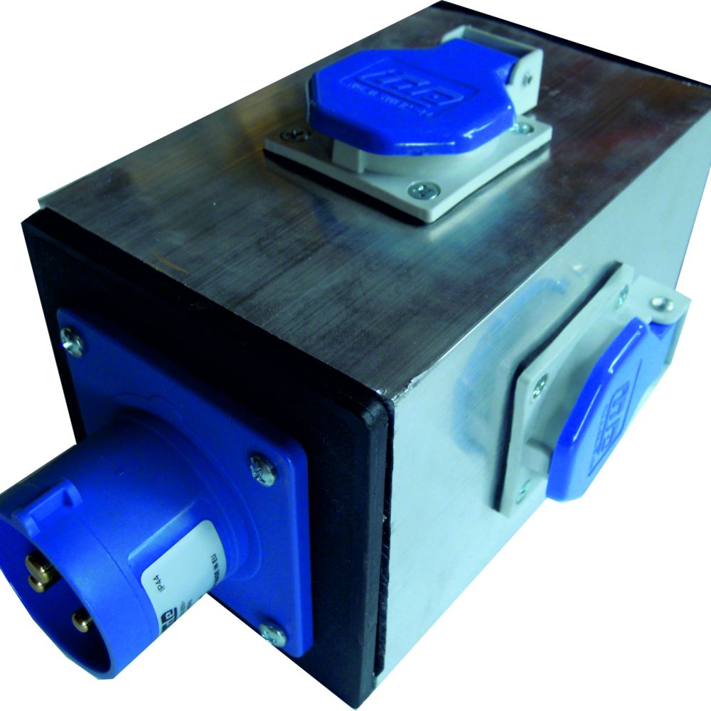 CAJA DE DISTRIBUCIÓN DE CORRIENTE